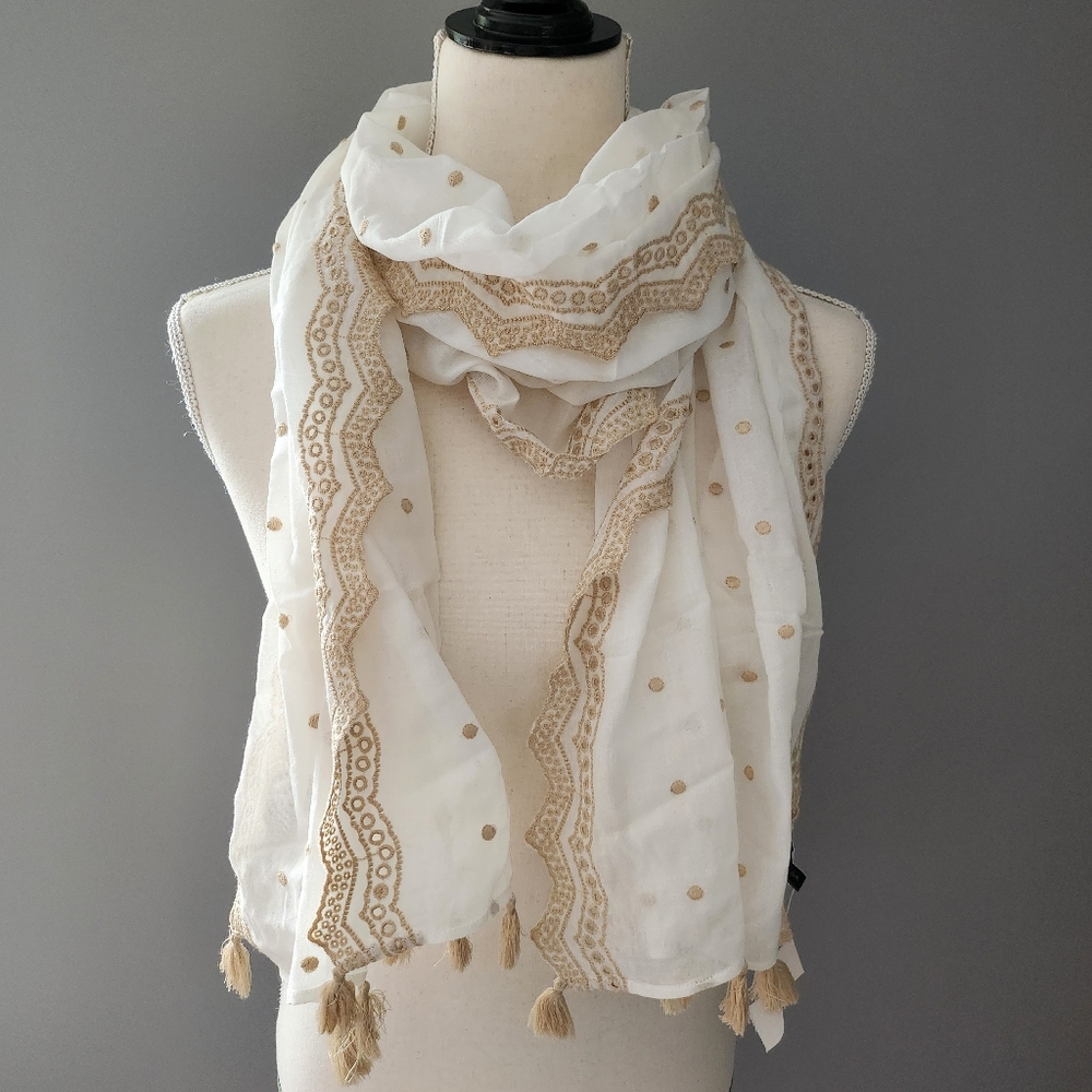NWT Ann Taylor Embroidered Dot Tassel Scarf